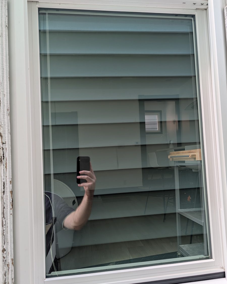 Streak-free window after cleaning